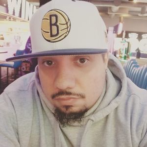 Meet your Posher, Emanuel